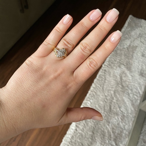 Yellow Gold Diamond Ring - Picture 3 of 8